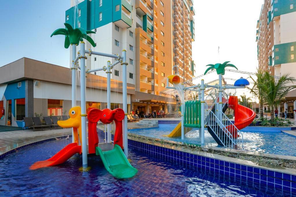 Hospedagem Para Ate 8 Pessoas No Enjoy Olimpia Park Resort Exterior photo